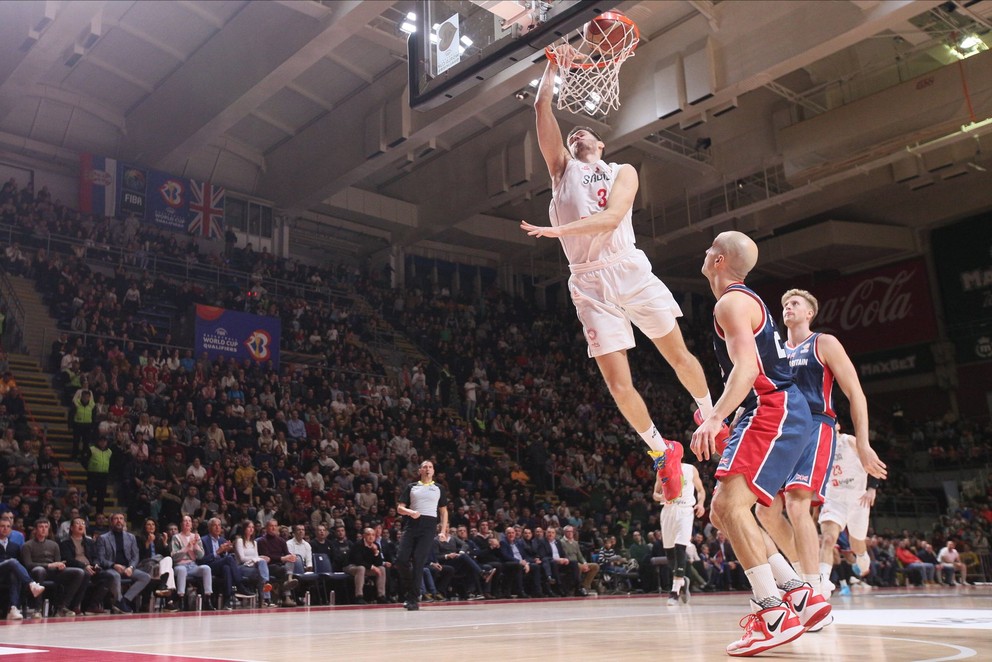 V tíme Gonzaga Bulldogs hrával aj srbský reprezentant Filip Petrušev.