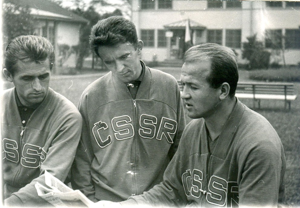 Anton Urban, Vojtech Masný a Ľudovít Cvetler na OH 1964 v Tokiu.