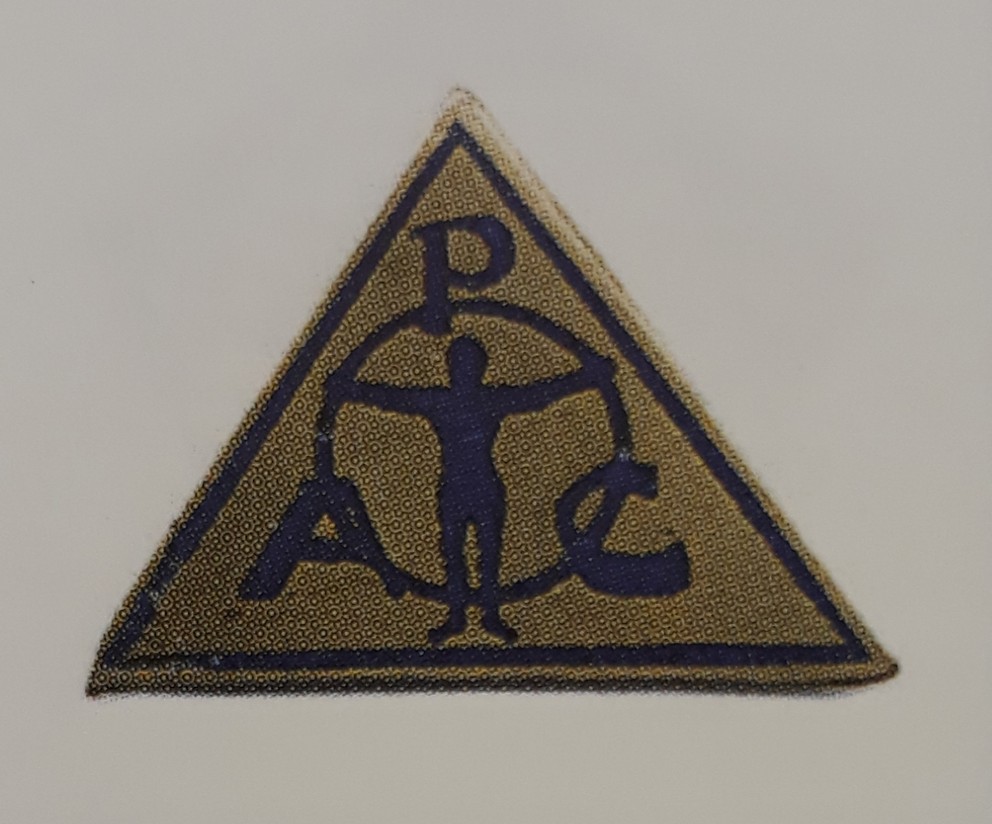 Hlavným motívom znaku bratislavského PAC-u bola postava športovca.