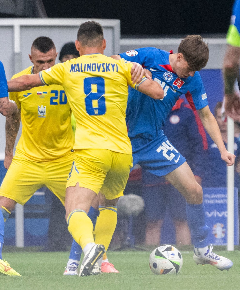 Leo Sauer v zápase proti Ukrajine na EURO 2024.