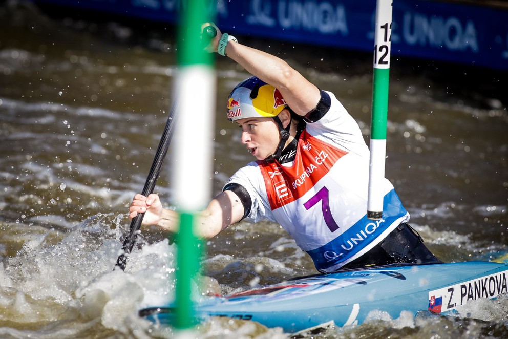 Slovenská reprezentantka vo vodnom slalome Zuzana Paňková na pretekoch Svetového pohára v Prahe.