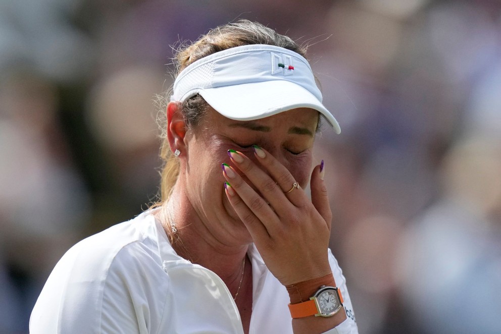 Donna Vekičová po prehratom semifinále vo Wimbledone 2024.