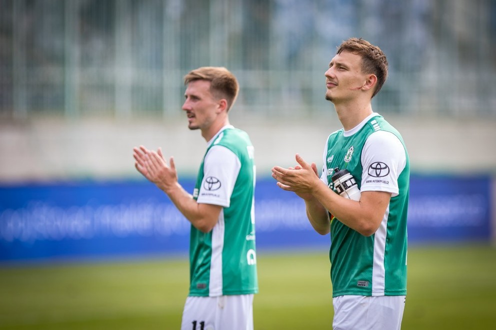 Dominik Hollý (vpravo).