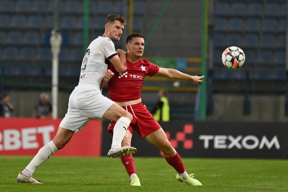 Sebastián Kóša (vľavo) v drese FC Spartak Trnava.