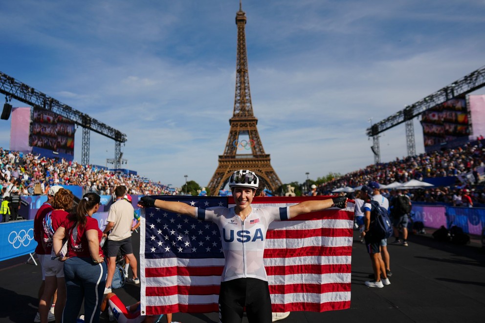 Americká cyklistka Kristen Faulknerová sa stala víťazkou pretekov na OH 2024.