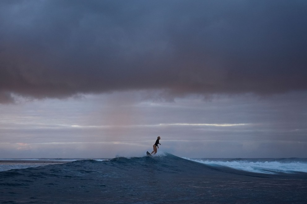 Brazílska surferka Tatiana Weston-Webbová počas tréningu na Tahitách