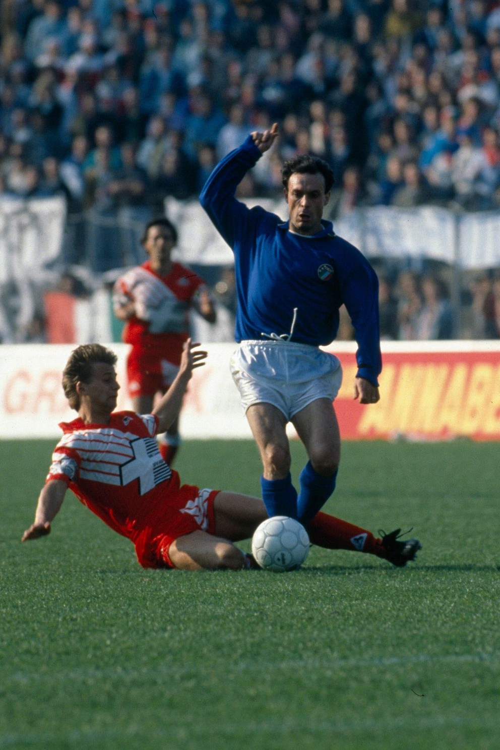 Salvatore Schillaci počas zápasu Taliansko - Rakúsko na MS vo futbale 1990. 