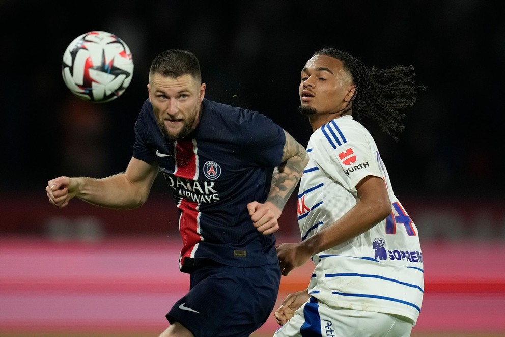 Milan Škriniar v drese Parížu St. Germain. 