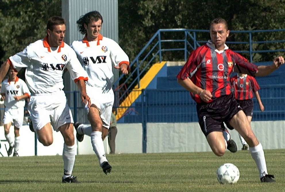 Ruslan Ľubarskij (vľavo) v drese 1. FC Košice.