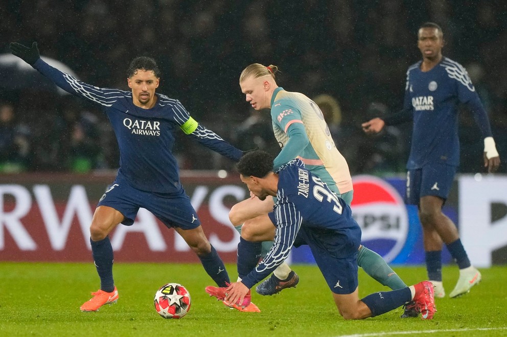 Fotka zo zápasu Paríž St. Germain - Manchester City.