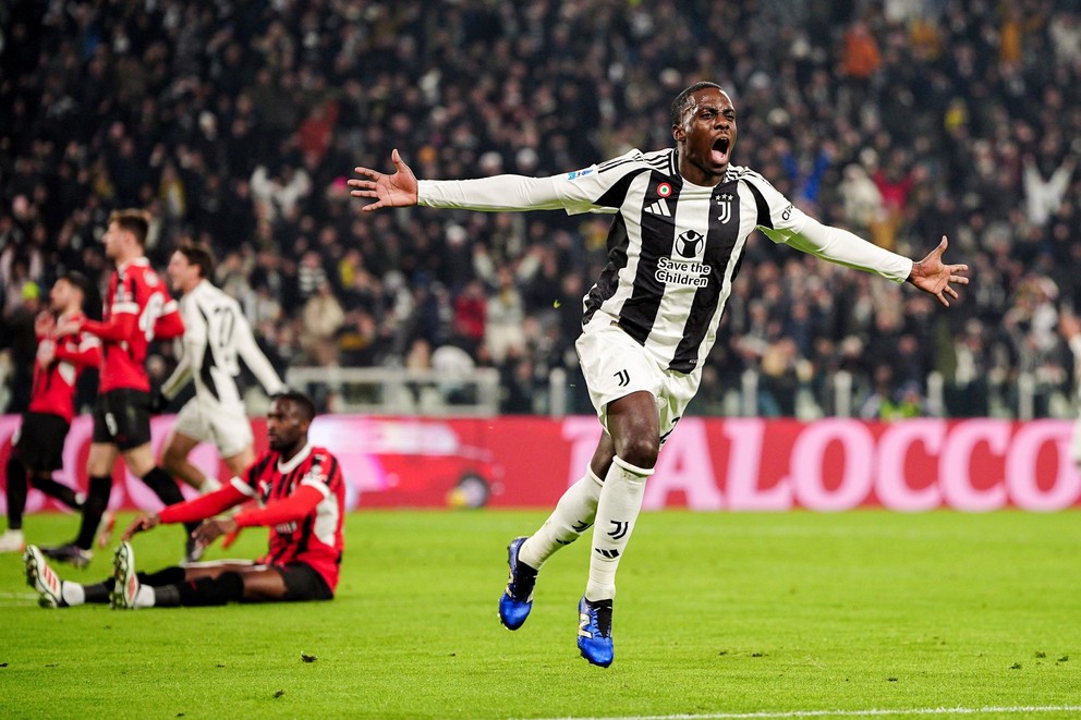 Timothy Weah v drese Juventusu Turín. 