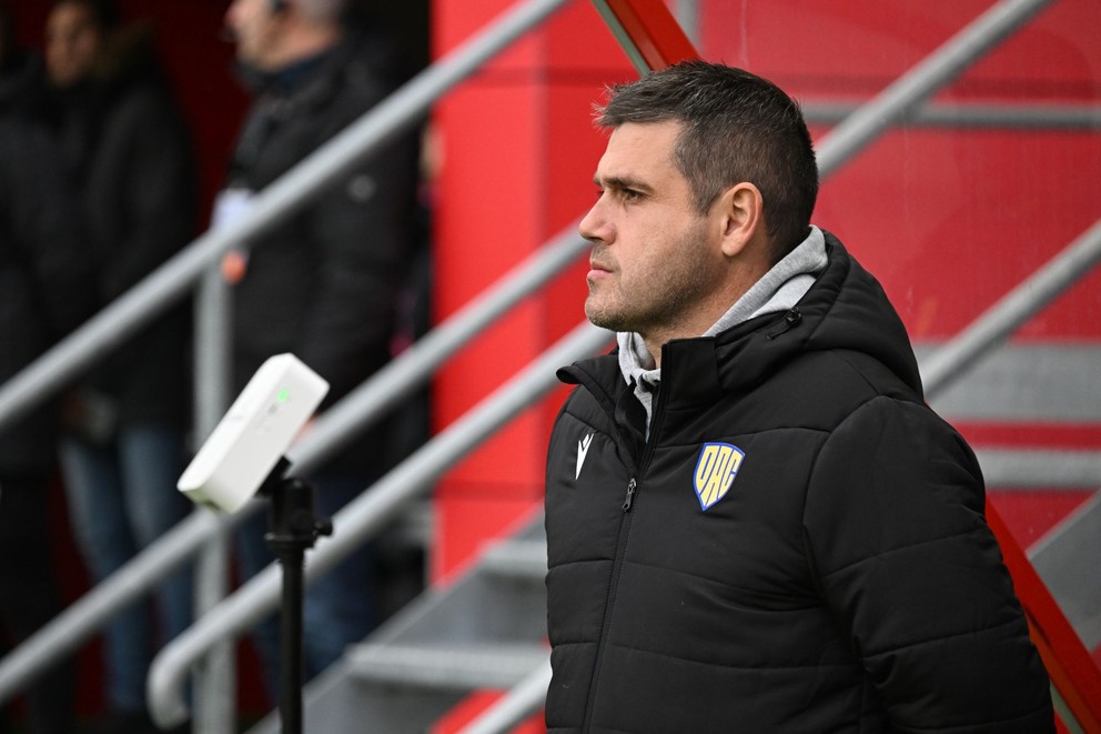 Tréner DAC Branislav Fodrek.