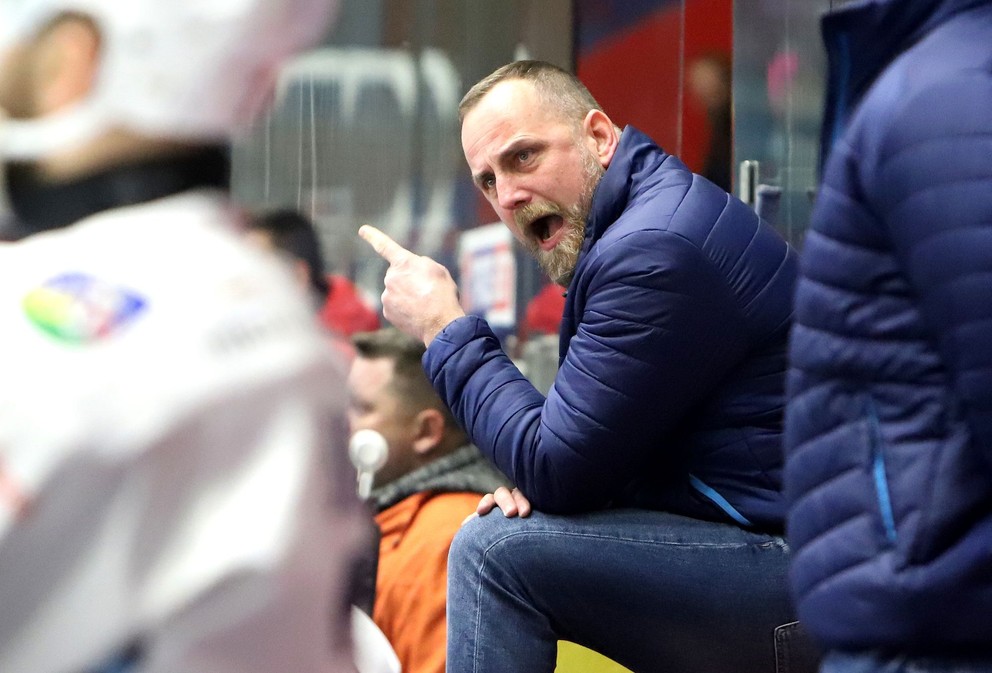 Hlavný tréner HK Nitra Andrej Kmeč.