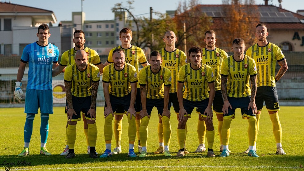 Základná zostava Interu pred výkopom v Nových Zámkoch, kde Bratislavčania zvíťazili 1:0.