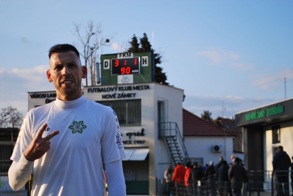 Dvojgólovým hrdinom zápasu bol Róbert Ešek, ktorý zvýšil na 2:0 v 60. minúte.