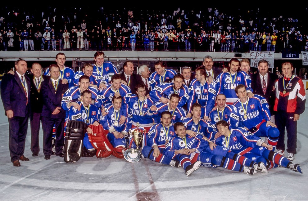 Slovensko - víťaz B-kategórie MS 1995 v hokeji.