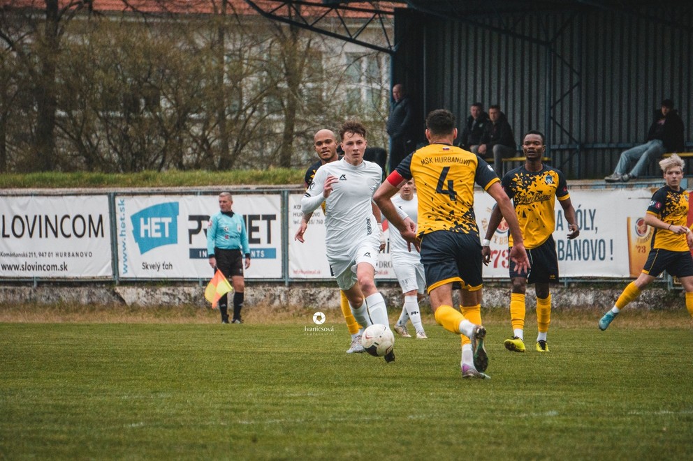 V odvetách pomáhajú poslednému MŠK Hurbanovo Brazílčania i stopér z Nigérie.