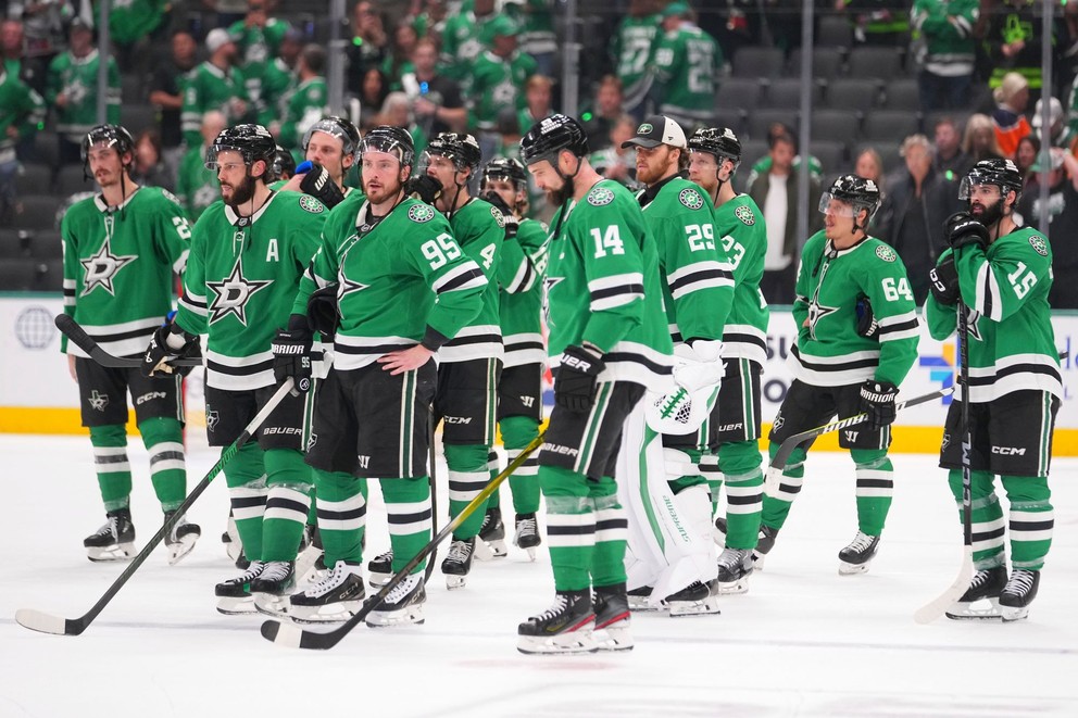 Hokejisti Dallasu Stars po prehre v piatom zápase finále Západnej konferencie zámorskej NHL.