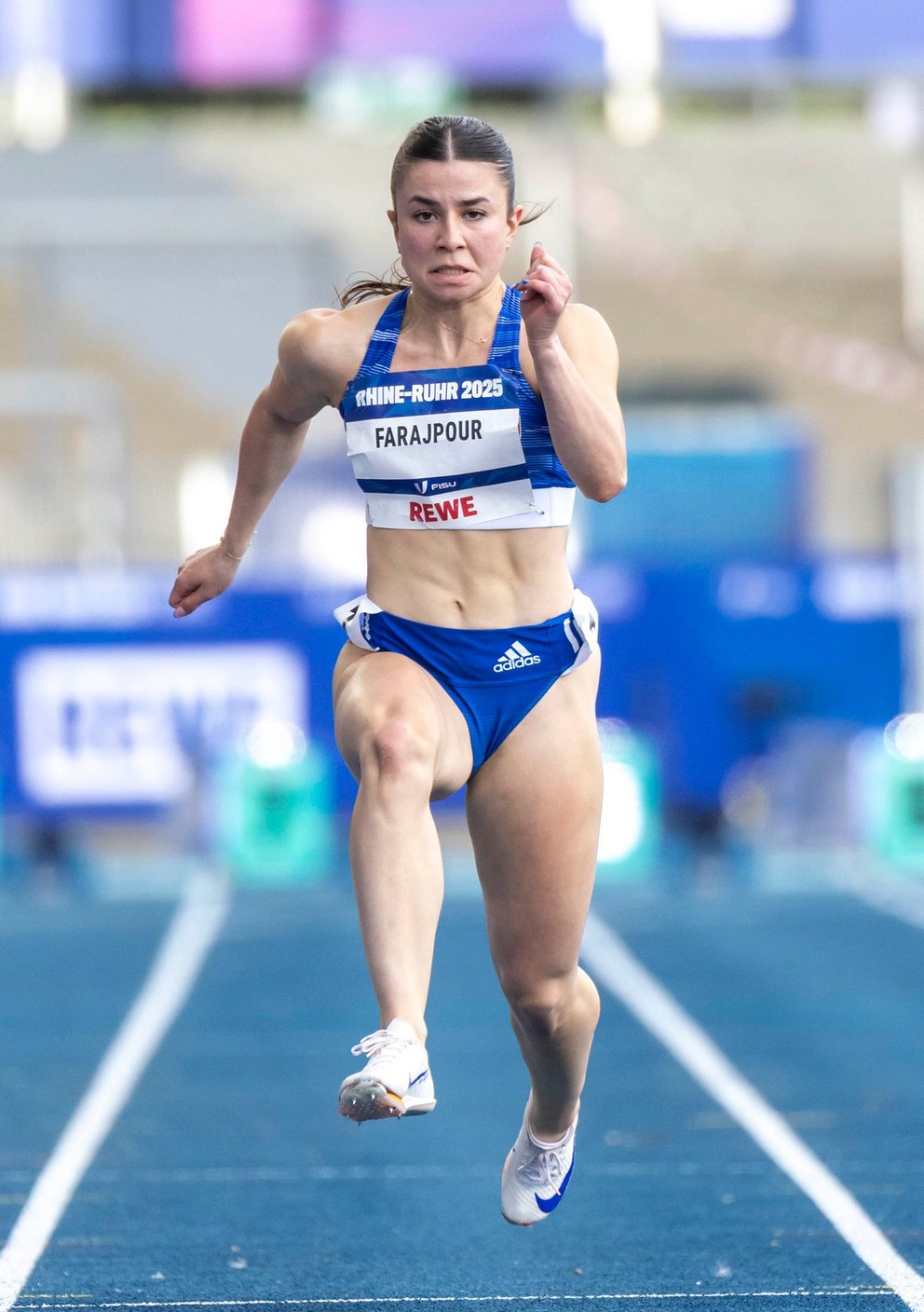 Slovenská bežkyňa Delia Farajpour.