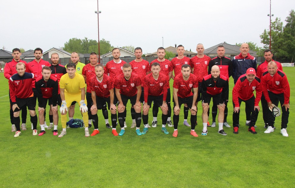 Vlani bronzové Kostolné Kračany chcú piatu ligu JV vyhrať.