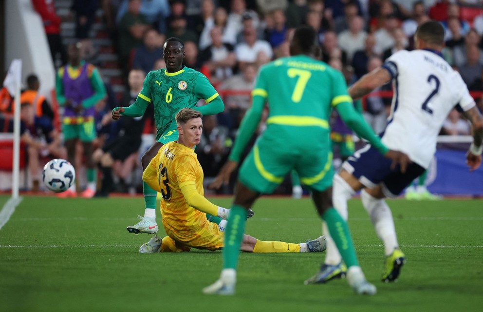 Senegalský stredopoliar Habib Diarra.