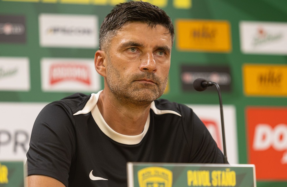 Na snímke hlavný tréner MŠK Žilina Pavol Staňo počas tlačovej konferencie futbalového klubu MŠK Žilina pred štartom novej sezóny futbalovej Niké ligy 2025-2026.