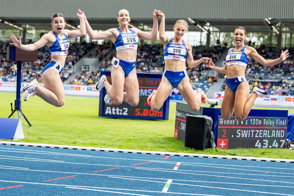 štafeta žien na univerziáde 2025