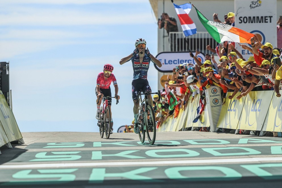 Valentin Paret Peintre vyhral 16. etapu Tour de France 2025