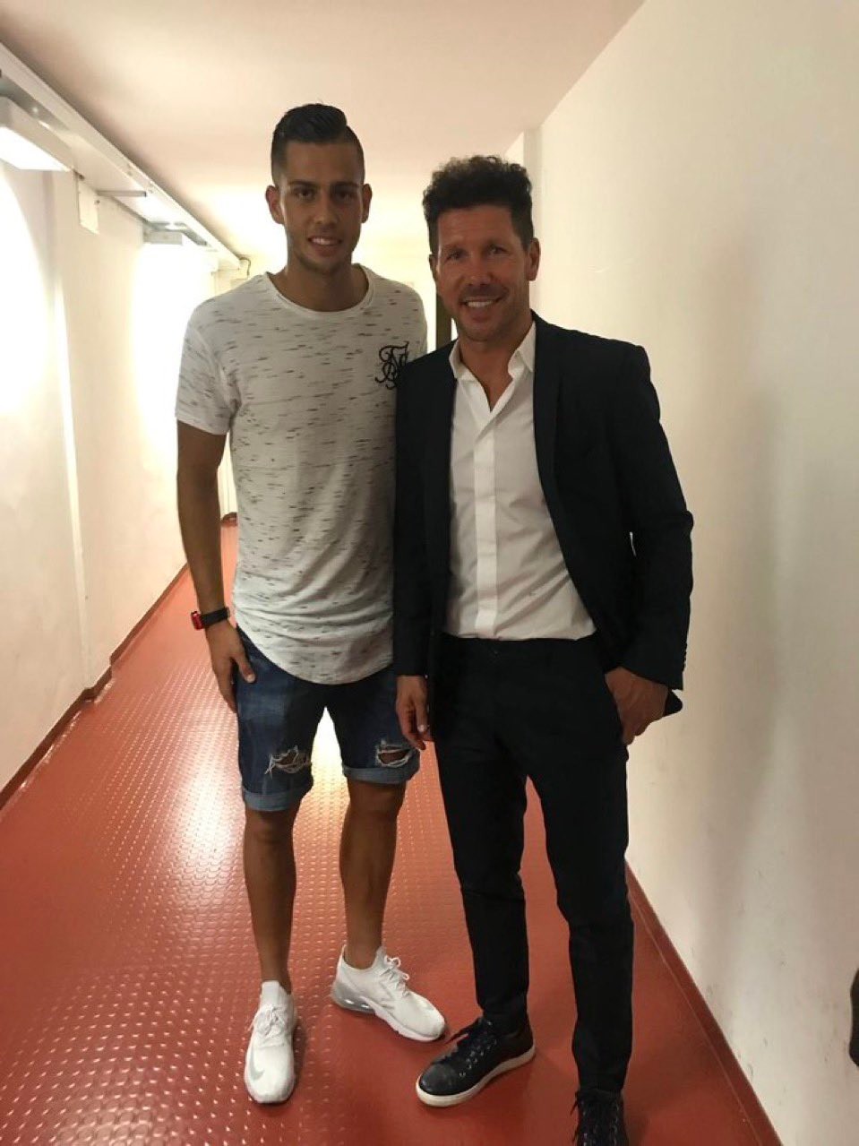 Dávid Hancko a Diego Simeone.