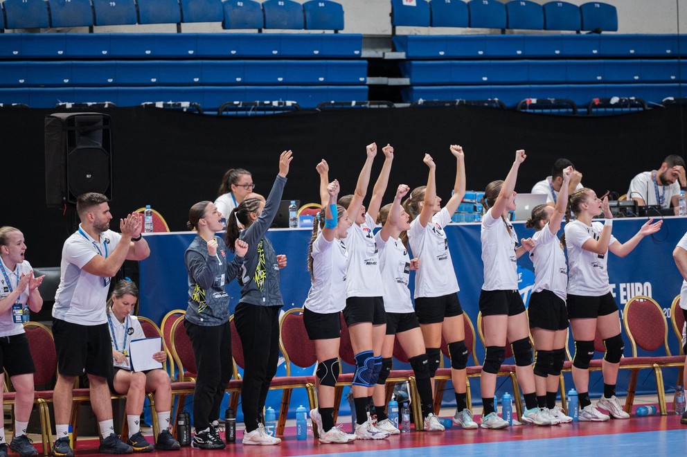 Hádzanárky Slovenska do 17 rokov počas ME 2025. 