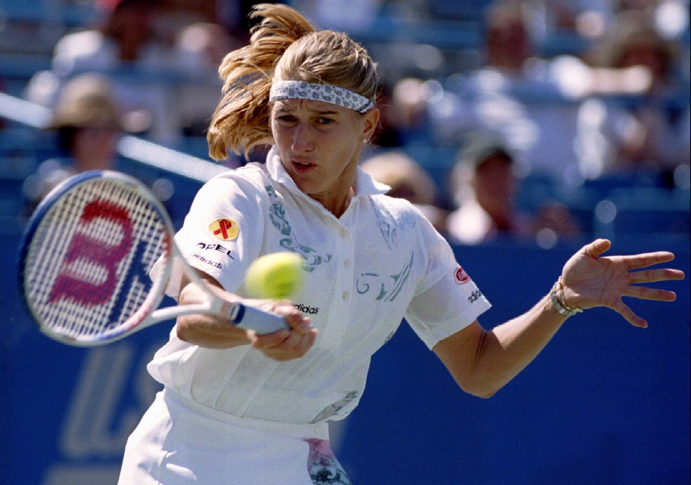 Nemecká tenistka Steffi Grafová a jej povestný forhendový úder.