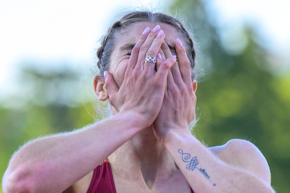 Emma Zapletalová počas atletického mítingu P-T-S 2025.