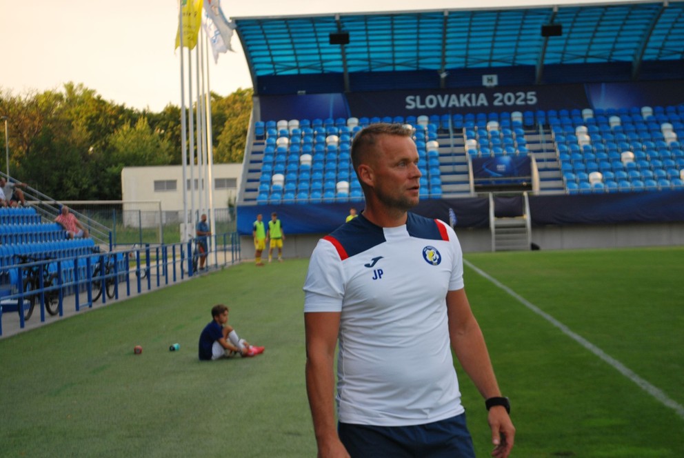 Tréner PFK Piešťany Jaroslav Prekop ušil na Nitru účinnú taktiku. 