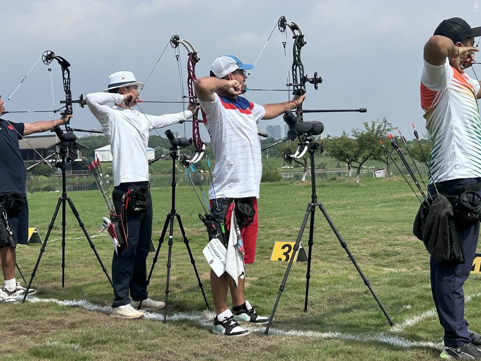 Jozef Bošanský počas vyraďovacej fázy na Svetových hrách v Čcheng-tu 2025.