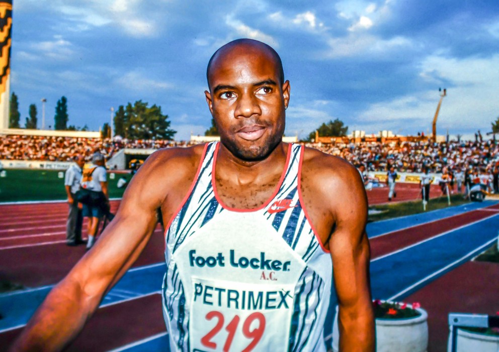 Držiteľ svetového rekordu v skoku do diaľky Mike Powell na mítingu P-T-S v roku 1993.