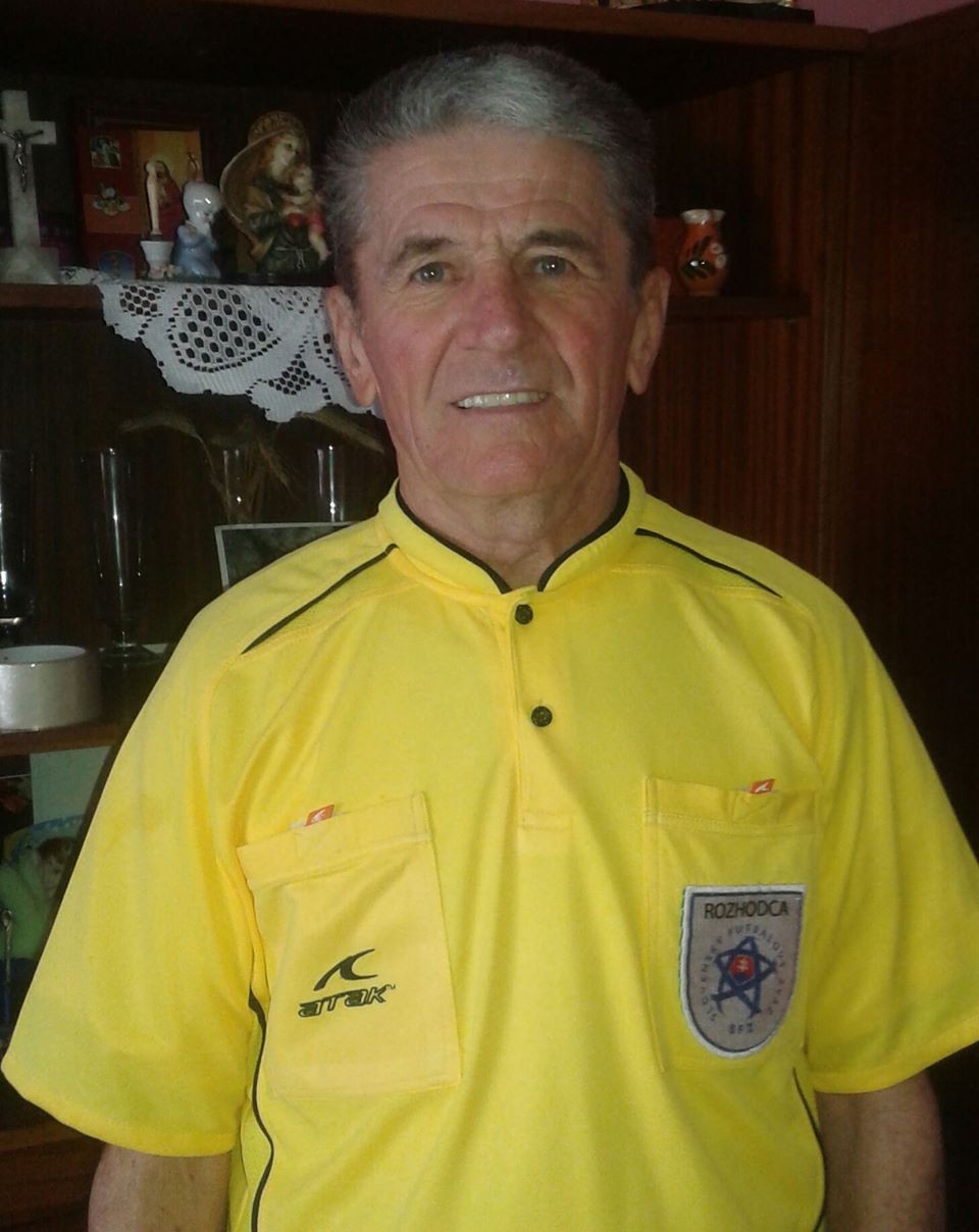 Futbalový rozhodca Mikuláš Lovász.
