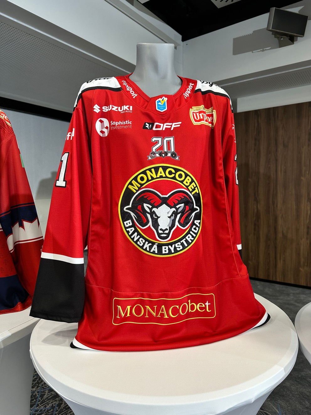 Nová sada dresov HC MONACObet Banská Bystrica. 