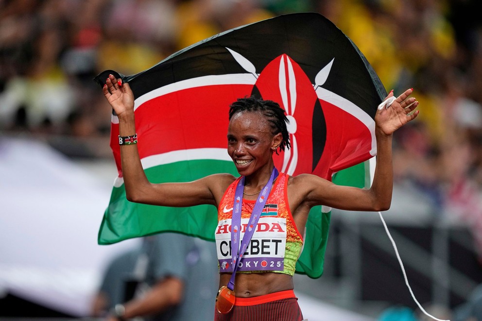 Beatrice Chebetová získala zlato v behu na 10 000 m