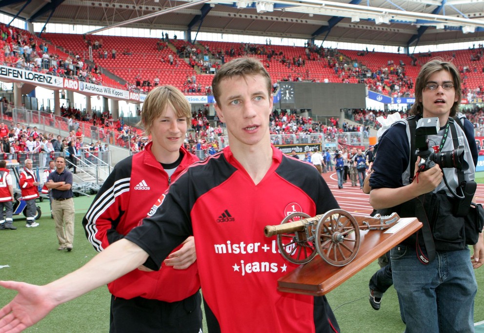 Marek Mintál s cenou pre najlepšieho strelca Bundesligy v sezóne 2004/2005.