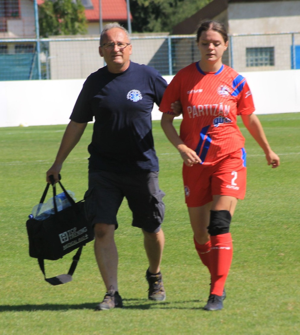 Mária Petrová v drese Partizán Bardejov.