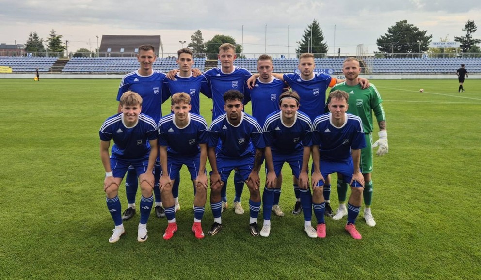 Základná zostava výberu SsFZ v semifinále Regions Cupu.