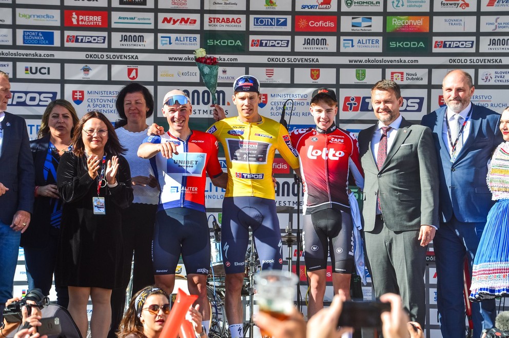 Paul Magnier vyhral 2. etapu Okolo Slovenska 2025 pred Lukášom Kubišom a Milanom Mentenom.
