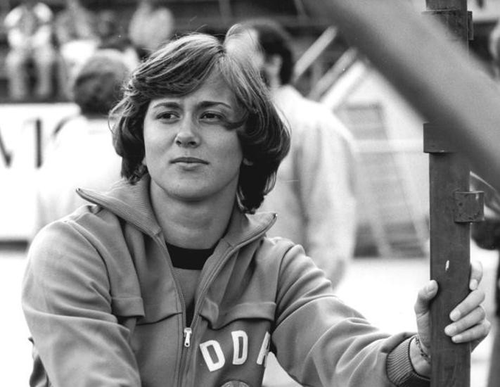 Špintérka Marlies Göhrová bola súčasťou zlatej štafety NDR na 4x100 m na OH 1976 v Montreale aj 1980 v Moskve a vyhrala beh na 100 m na MS 1983 v Helsinkách.