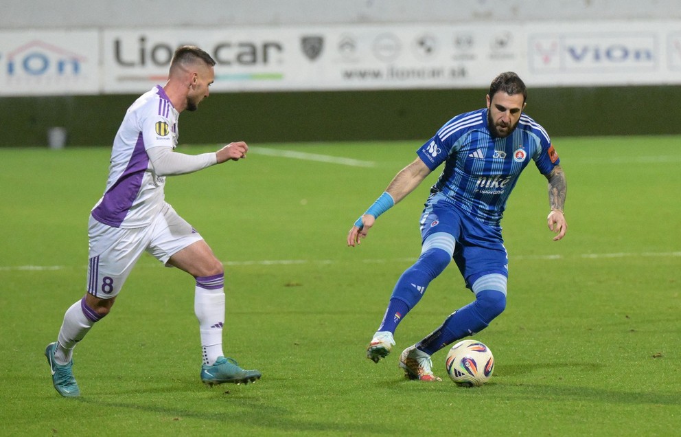 Na snímke zľava Šimon Šmehyl (Komárno) a Tigran Barseghjan (Bratislava).