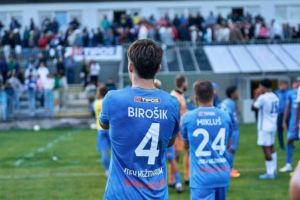 Oliver Birošik v drese 1. MFK Kežmarok.