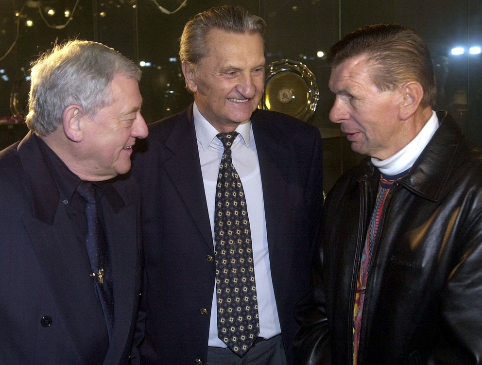Jozef Golonka, Ján Starší a Stan Mikita v roku 2004.