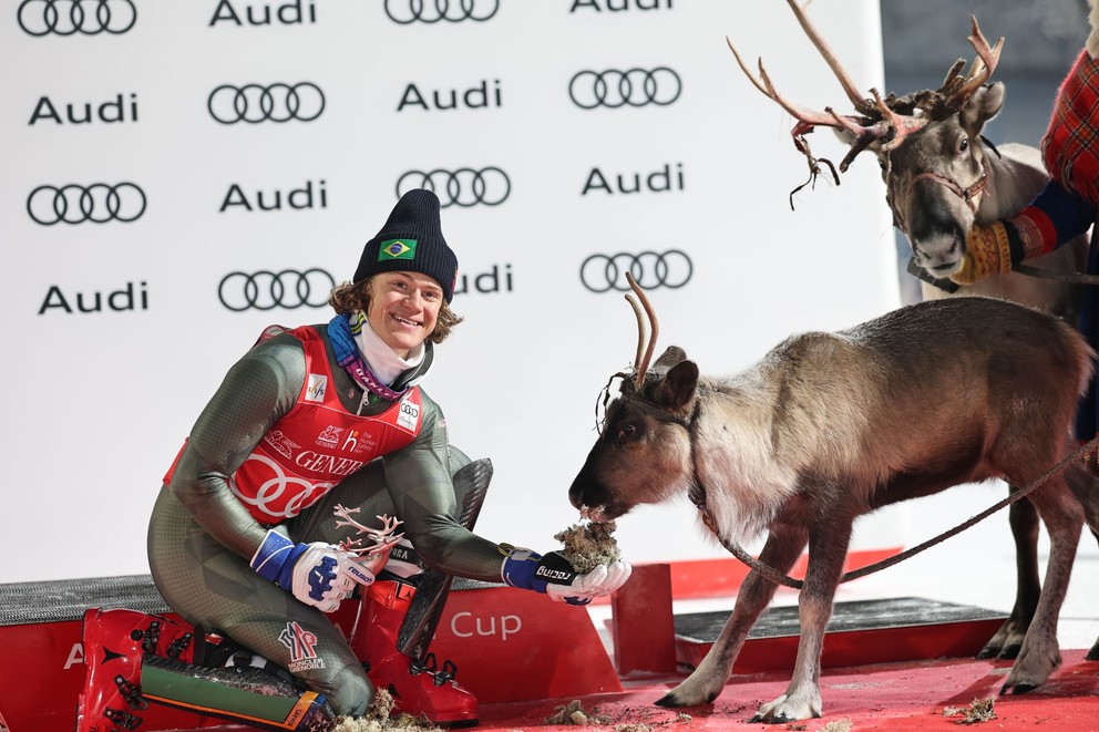 Lucas Pinheiro Braathen so svojim sobom, ktorého pomenoval po otcovi. 