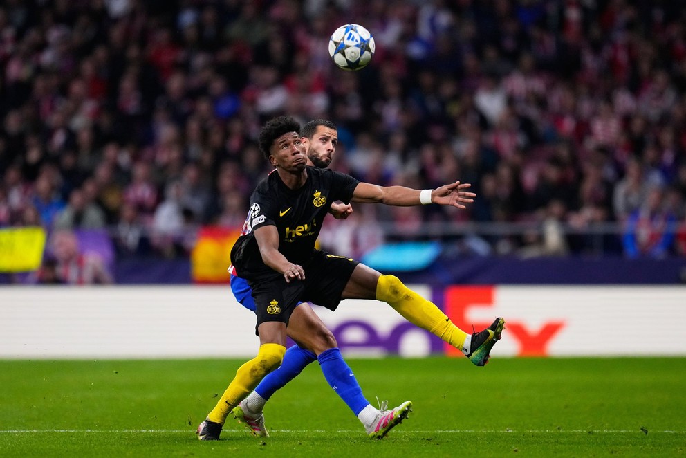 Kevin Rodriguez a David Hancko.