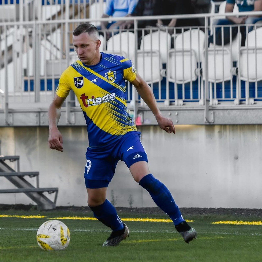 Viktor Maťaš v drese FK Humenné.
