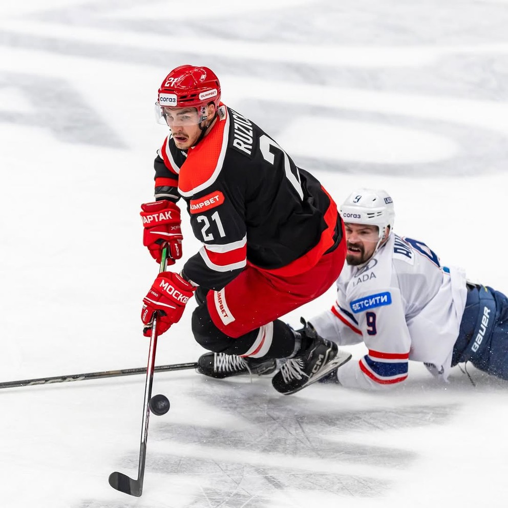 Adam Ružička v drese HC Spartak Moskva. 